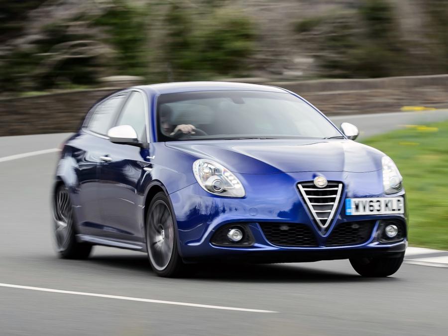  Alfa Romeo Giulietta Sportiva (940) 2014 года  (UK) (фото 47 из 48)
